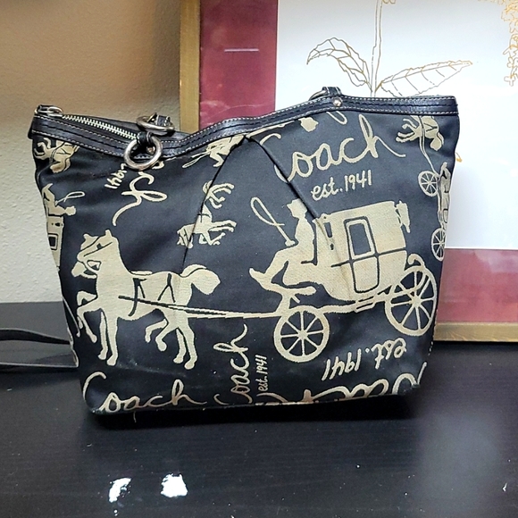 Coach purses - Picture 1 of 5